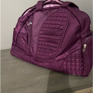 Lug overnight or gym bag